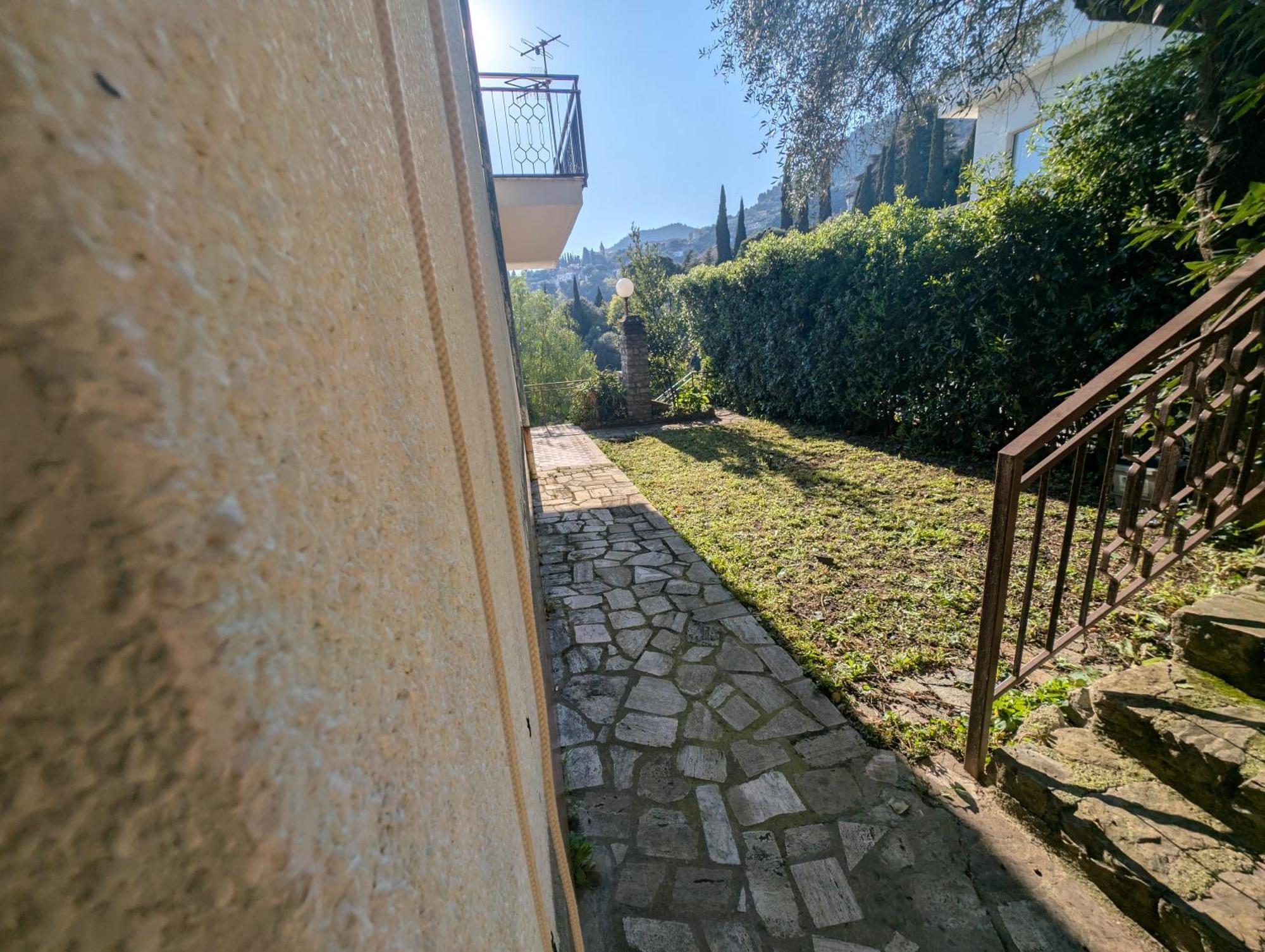 La Casa Di Nonna Lorenna Alassio Exteriör bild