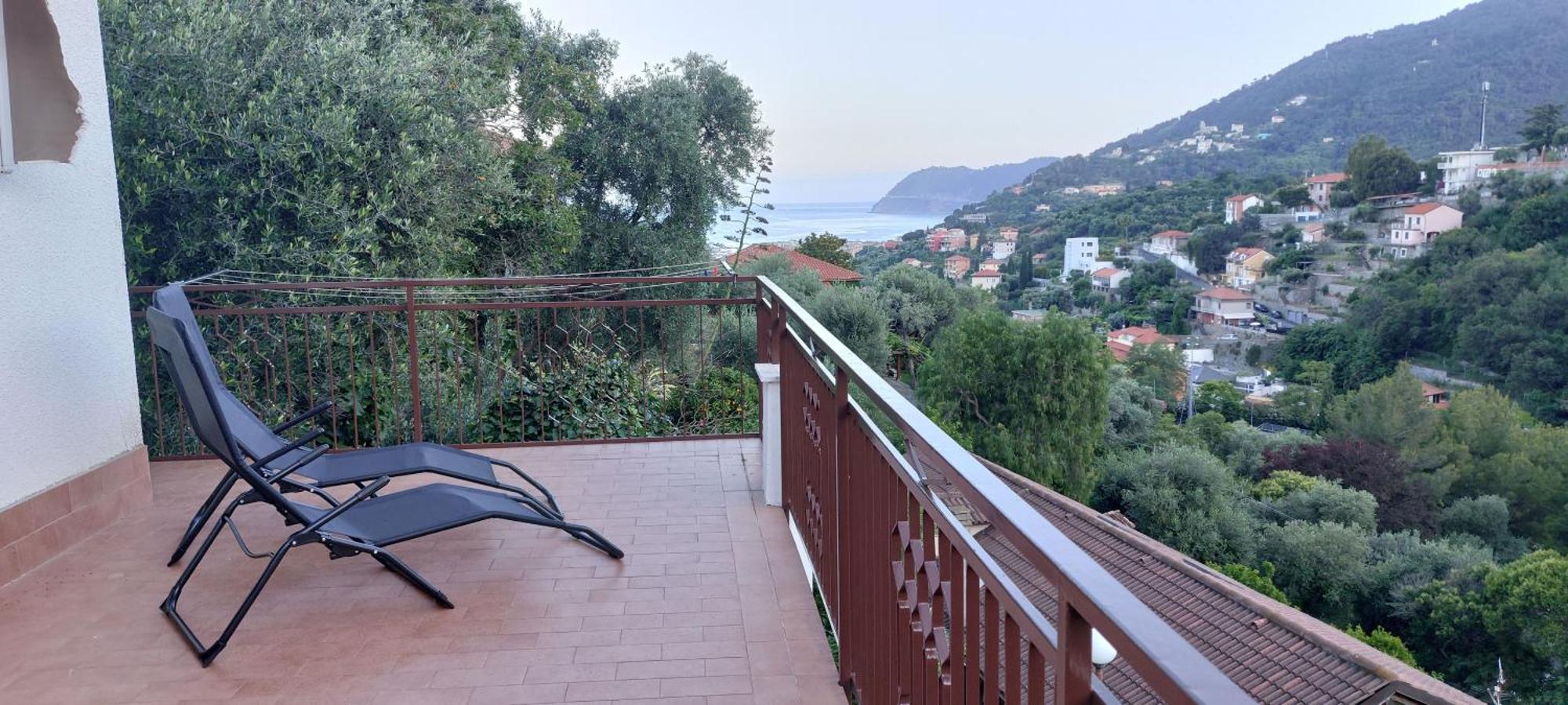 La Casa Di Nonna Lorenna Alassio Exteriör bild